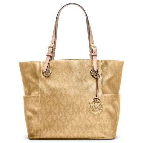 goudkleurige michael kors tas|Gold Tote Michael Kors: Purses, Bags, Sunglasses & More .